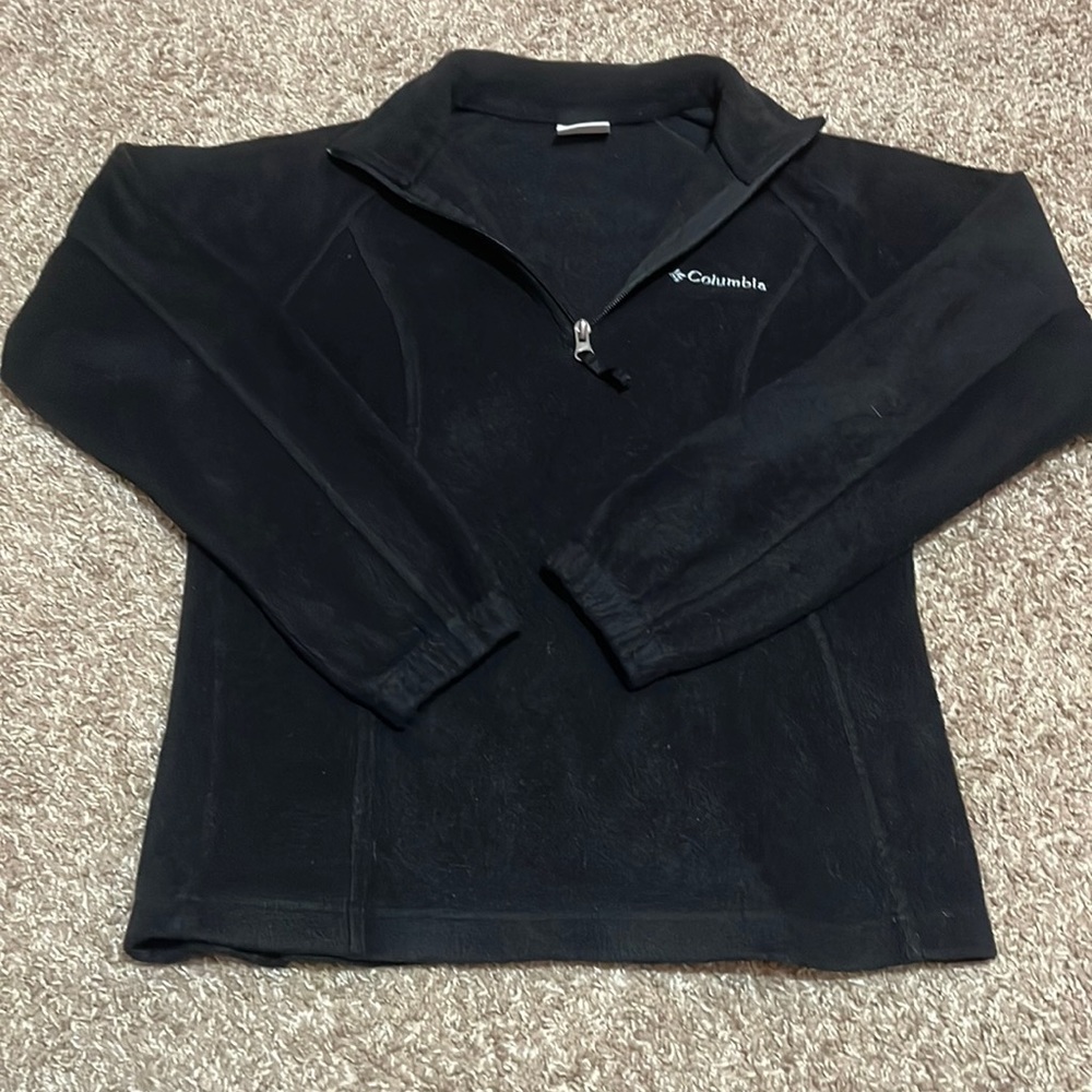 Women’s SMALL Black Half Zip Columbia